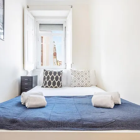Apartamento Guestready - Minimalist Duplex In Penha De Franca Lisboa