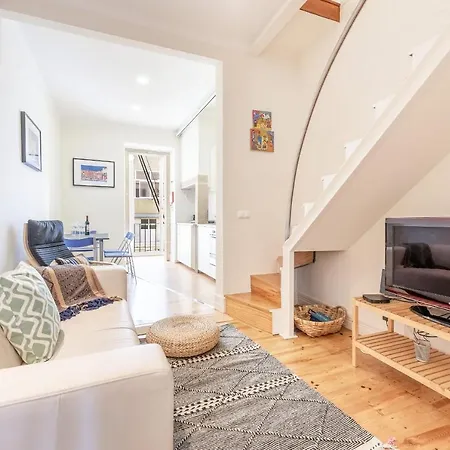 Guestready - Minimalist Duplex In Penha De Franca Apartamento *